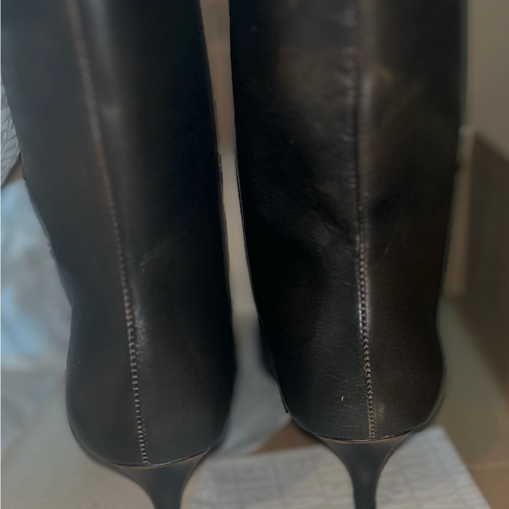 Steve Madden Lander Black Leather kitten Heeled Boots 8.5 - Picture 12 of 14